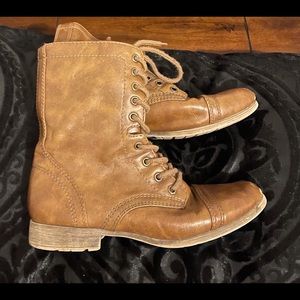 Women’s boots